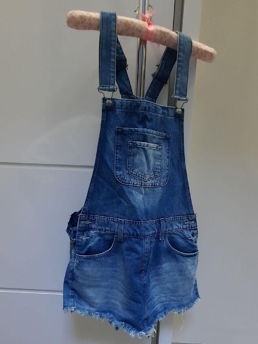 jardineira short saia jeans