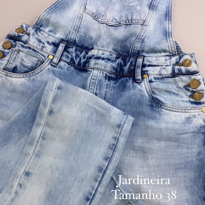 Jardineira jeans feminina store patoge