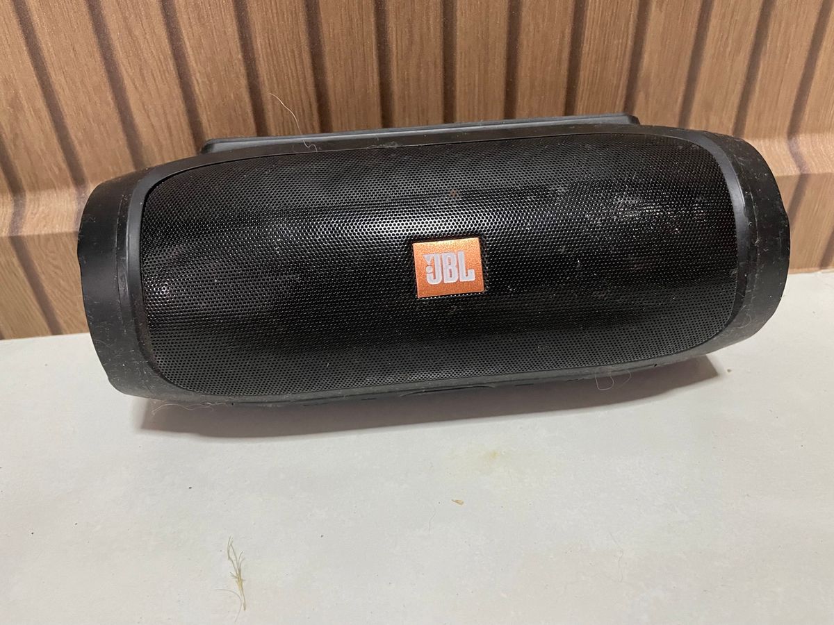 カモフラージュ 4 Charge JBL カモフラージュ 4 Charge JBL