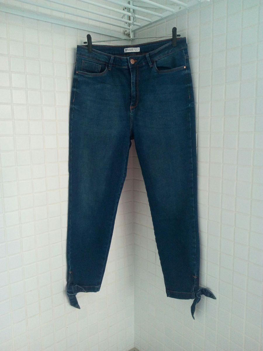 calça jeans amarradinha