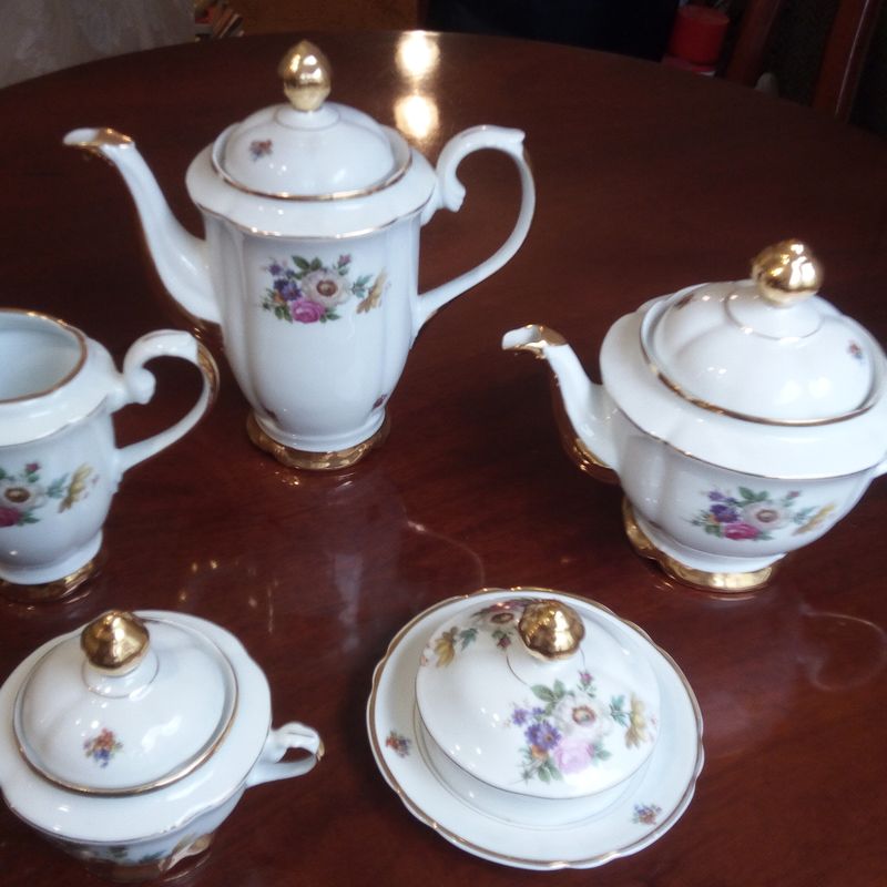 Jogo Antigo de Xícara Chá, Café e Bolo - Porcelana Casca de Ovo | Móvel de  Antiquário Porcelana Japonesa Usado 59087117 | enjoei