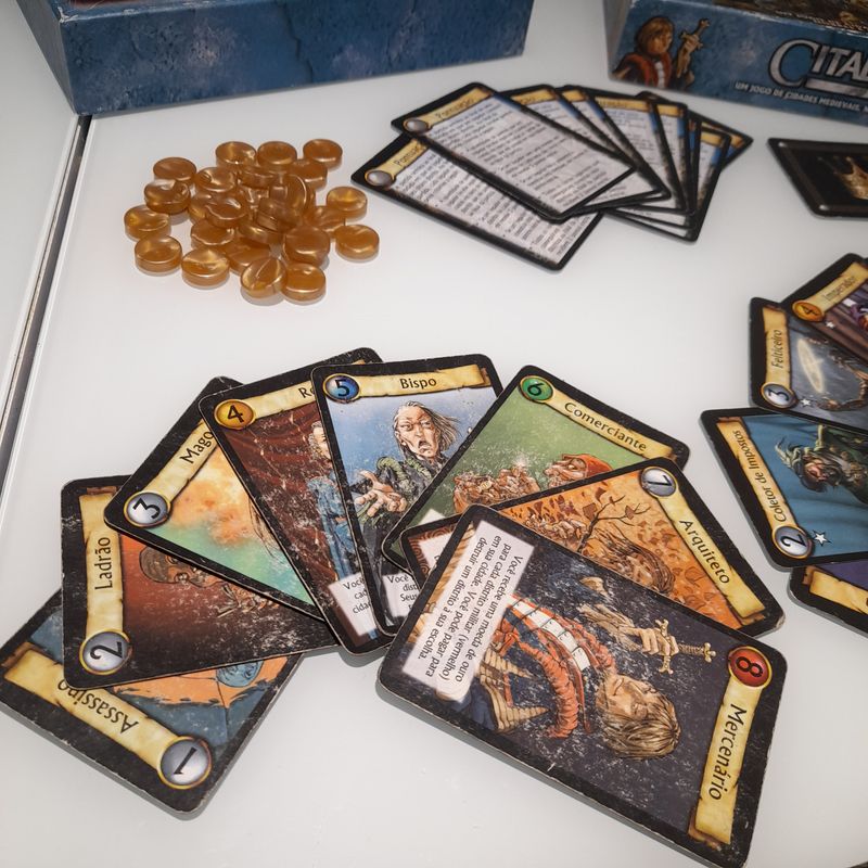 Citadels (2ª Edição) Revisada - Jogo de Cartas - Galápagos Jogos