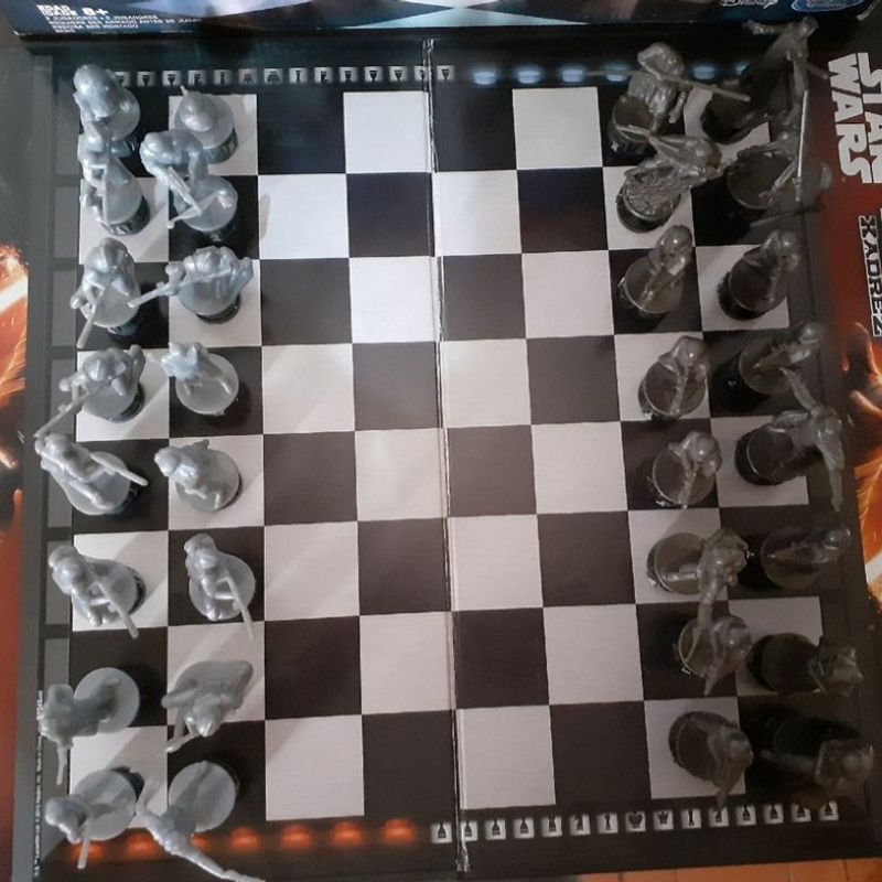 Jogo star wars xadrez B2345 em Promoção na Americanas