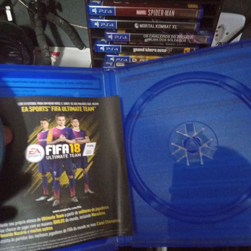 FIFA 18 - PS4 (Mídia Física) - USADO - Nova Era Games e Informática