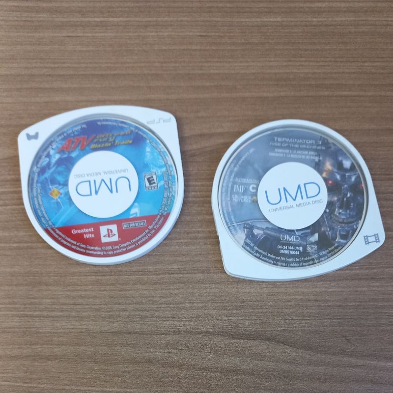 Cd store for psp