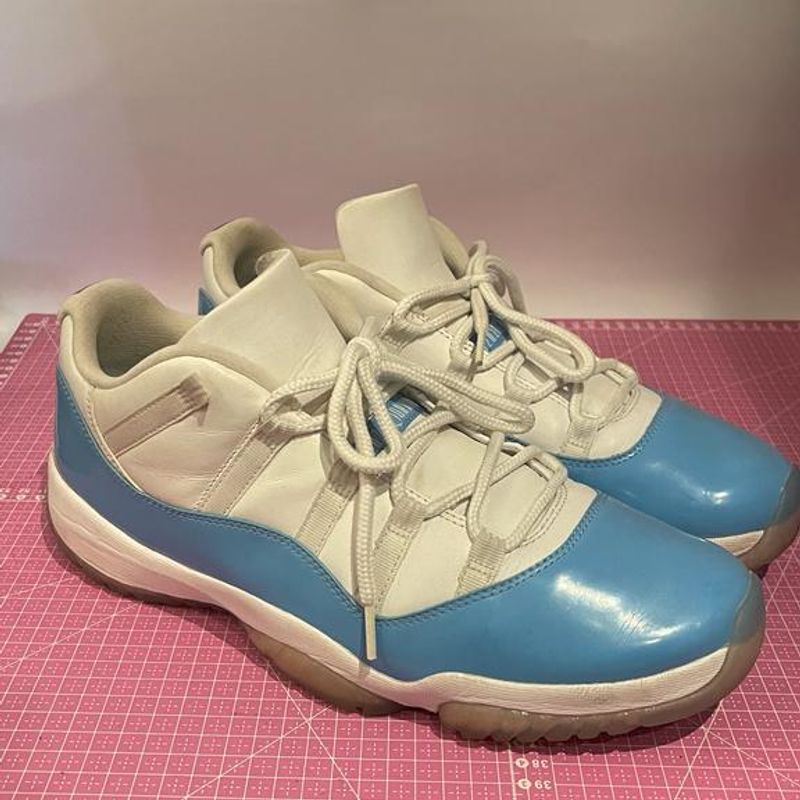 Jordan 11 sales carolina blue low