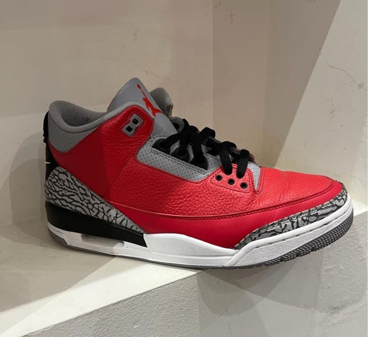 jordan 3 varsity red