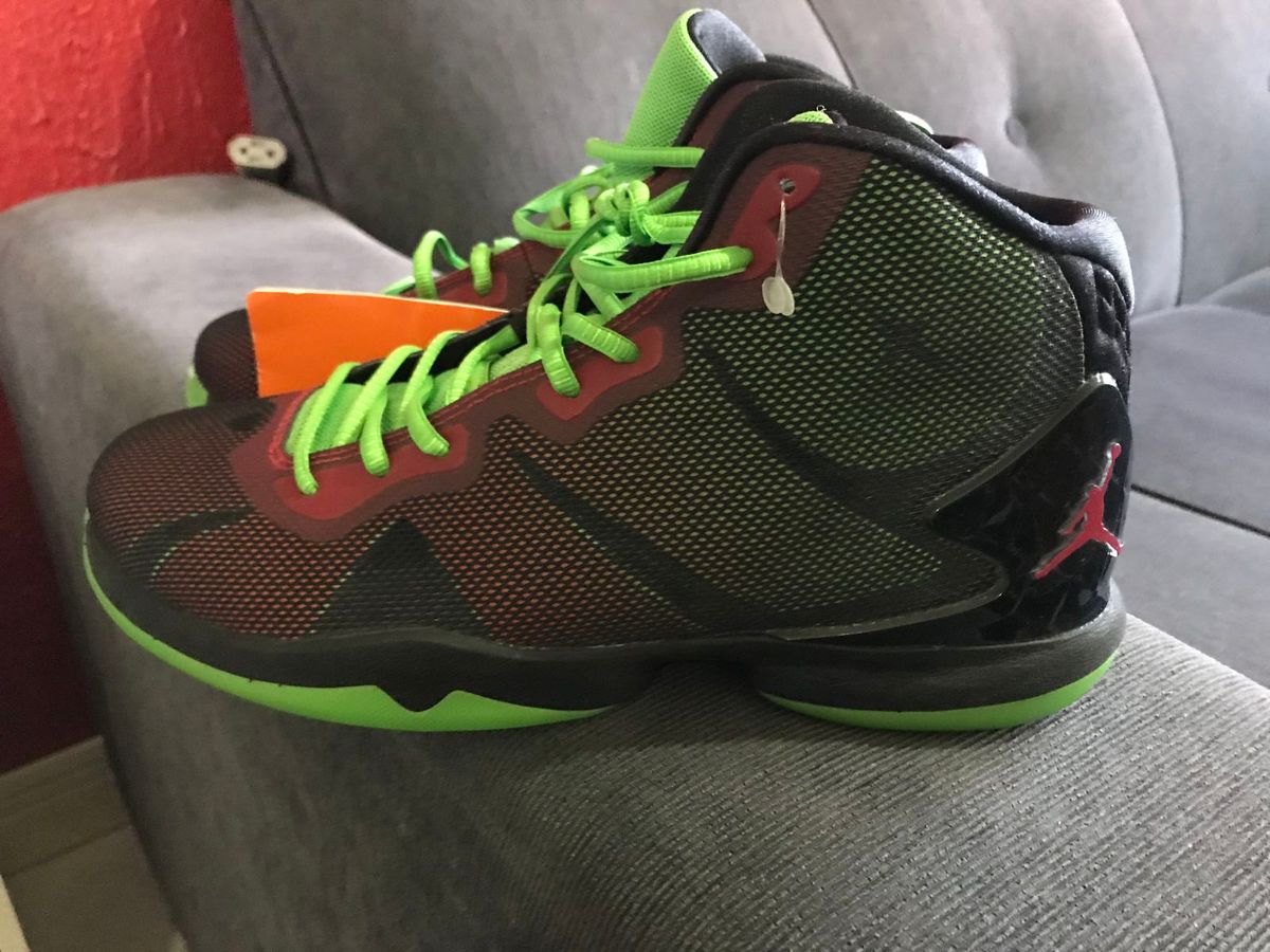 Nike marvin hotsell the martian