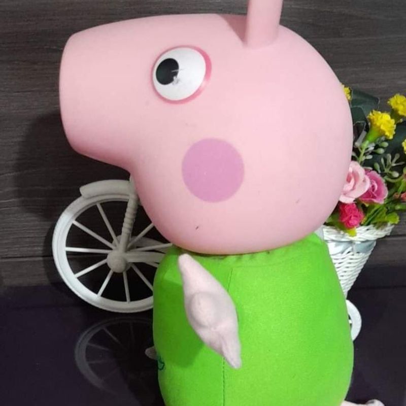 Jorge Pig Desenho Peppa Pig da Marca Estrela Conforme Fotos, Pelúcia  Estrela Usado 84294228