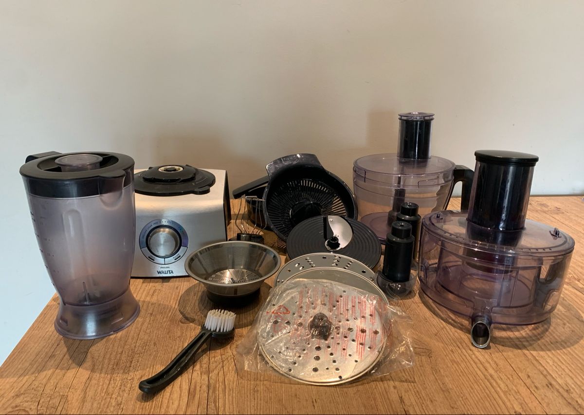 Juicer Philips Walita 110v e 1000w de Potência! Móvel de Cozinha