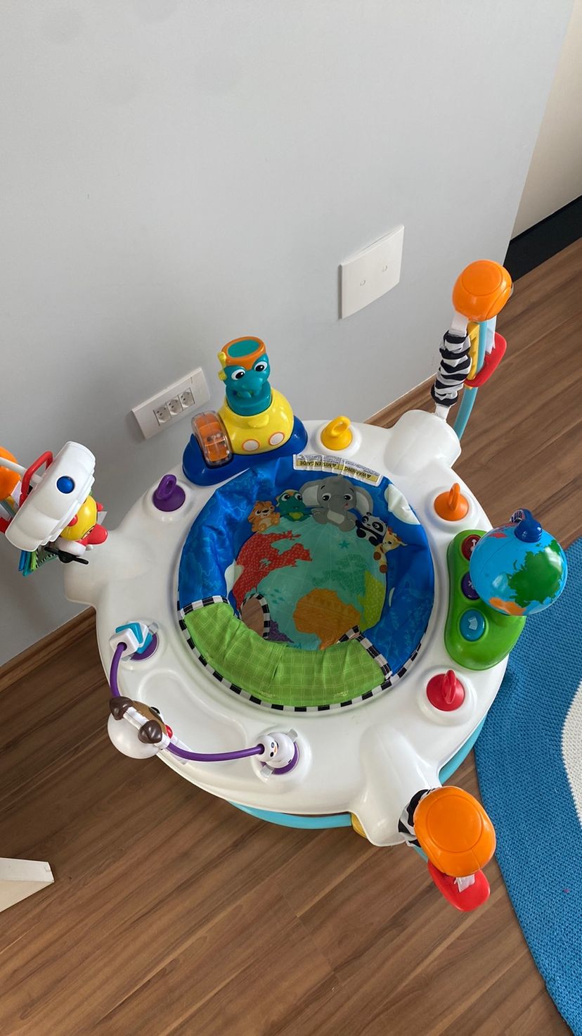 Jumper de Atividades Journey Of Discovery Baby Einstein Brinquedo