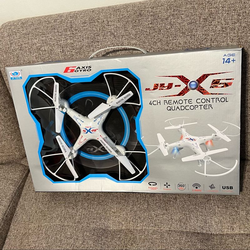 Drone sky phantom 2.4 hot sale ghz