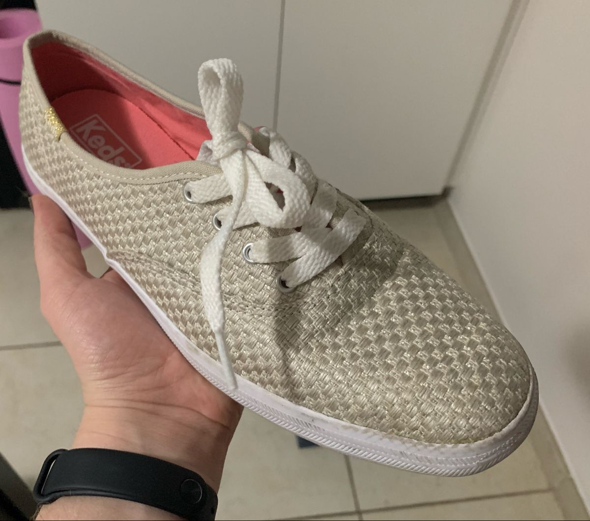 tenis keds dourado