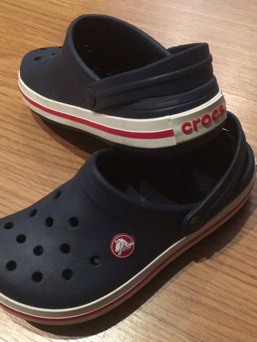 crocs azul marinho infantil