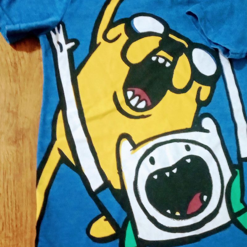 roupas com pequenos defeitos da c&a