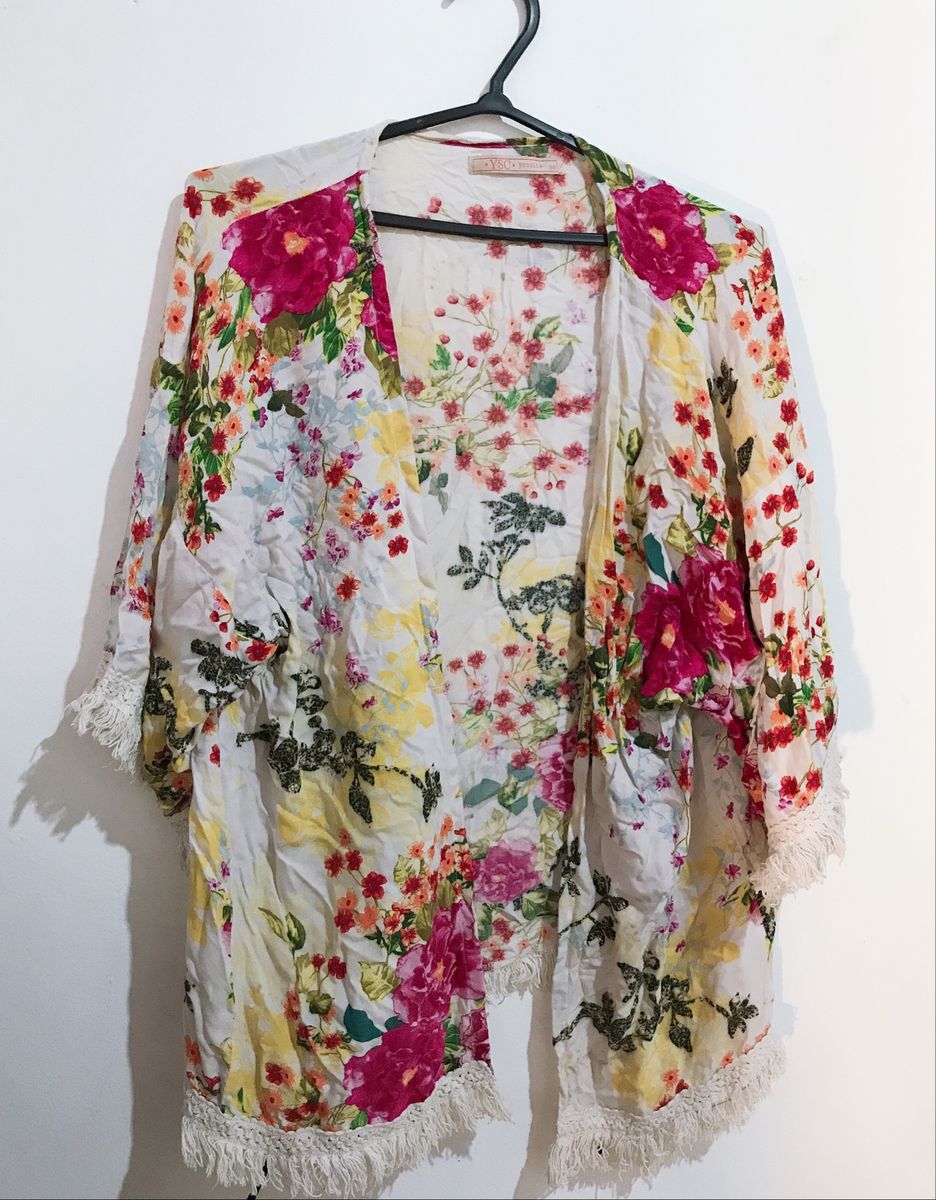 kimono florido feminino