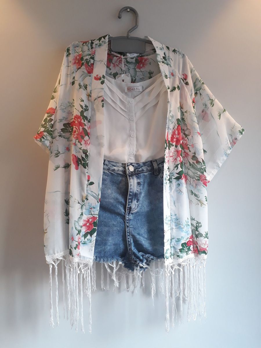 kimono florido feminino