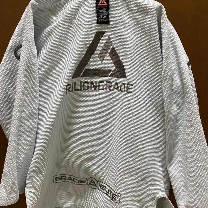 Kimono Rilion Gracie Gracie Elite Produto Masculino Usado 105207138  enjoei