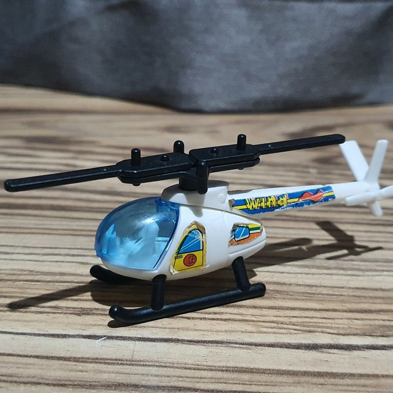 Kinder Ovo Coleção Go Move: Helicóptero Azul Pequeno