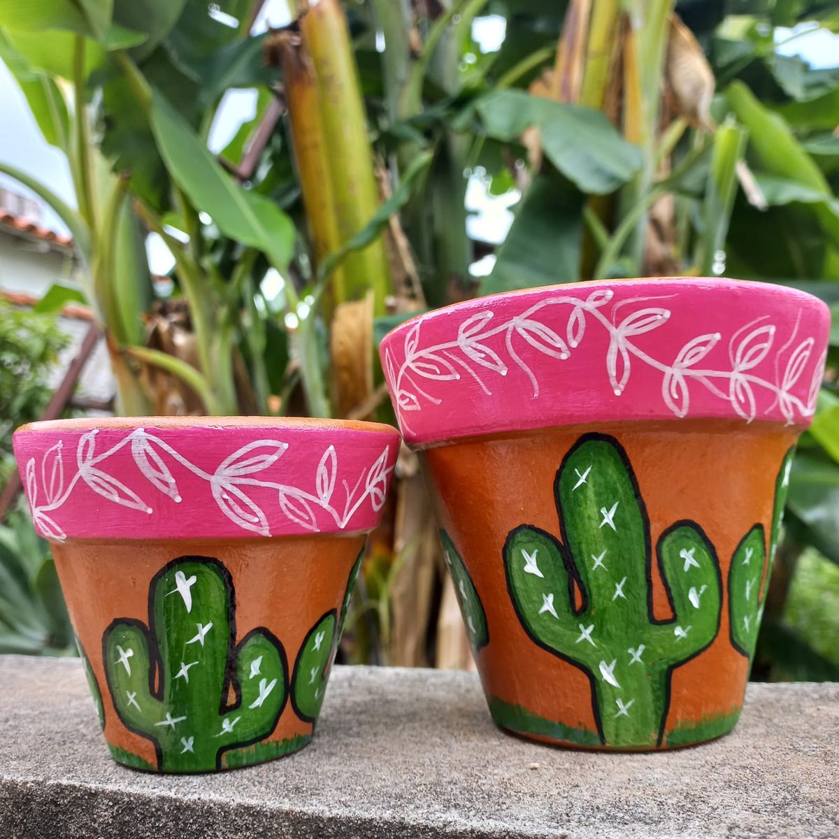 Kit 2 Vasos de Barro Pintados a Mão | Item de Decoração Lesyarte Resina ...