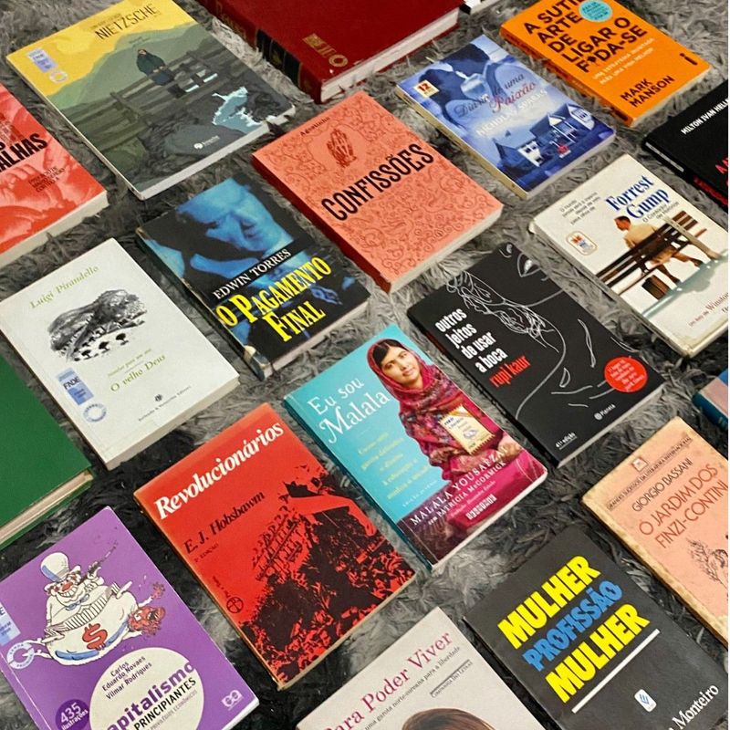 Livros em ótimos estado. Livros em ótimo estado - Livros e revistas - Ponta Verde