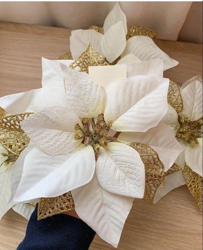 Kit 8 Flores Flor Branca com Tela Dourada para Decoração Natal Árvore de  Natal Natalina Enfeites | Item de Decoração Guirlandas Nunca Usado 76364451  | enjoei