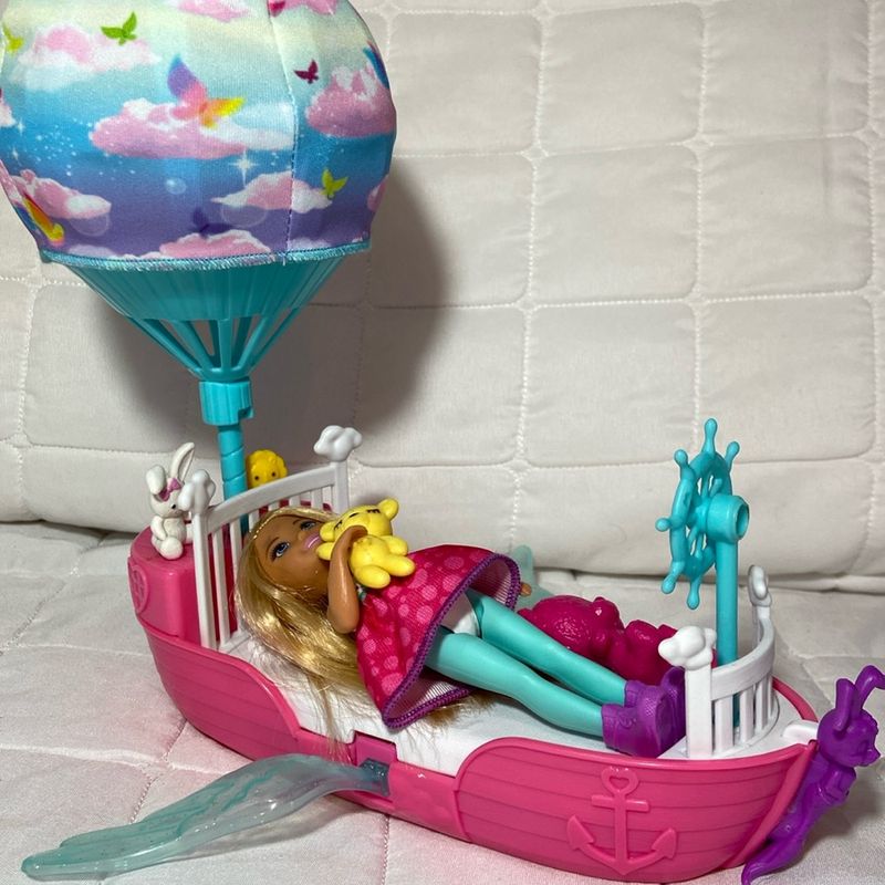 Boneca e Barco Barbie - Barbie Dreamtopia - Chelsea com Barco