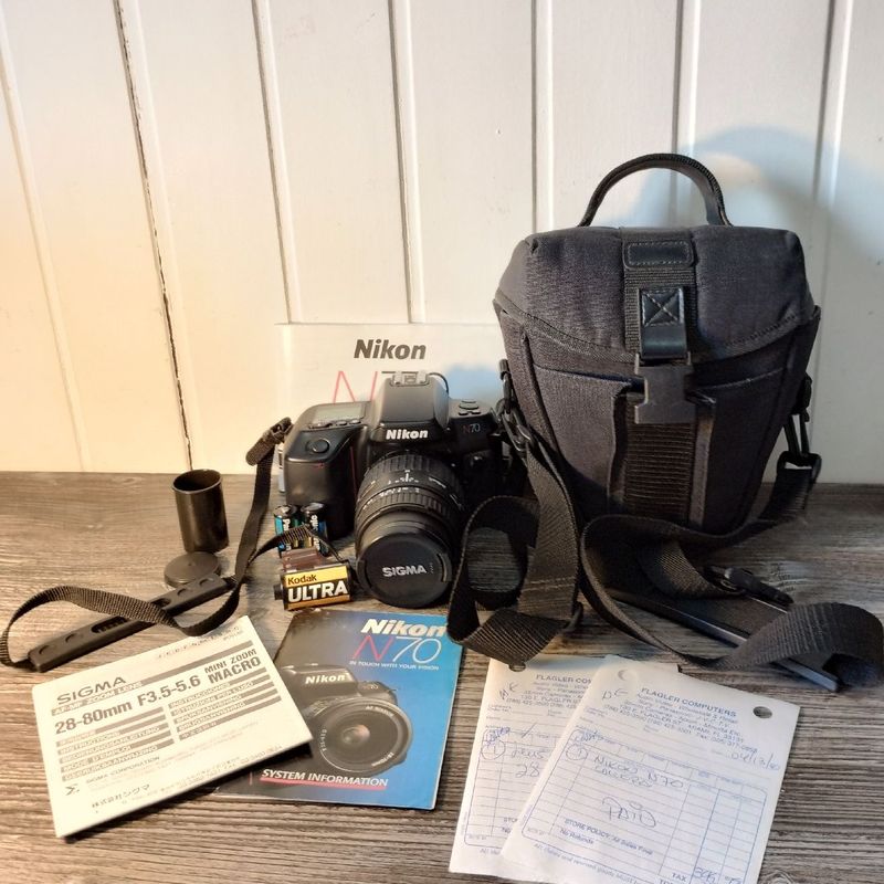 nikon camera n70