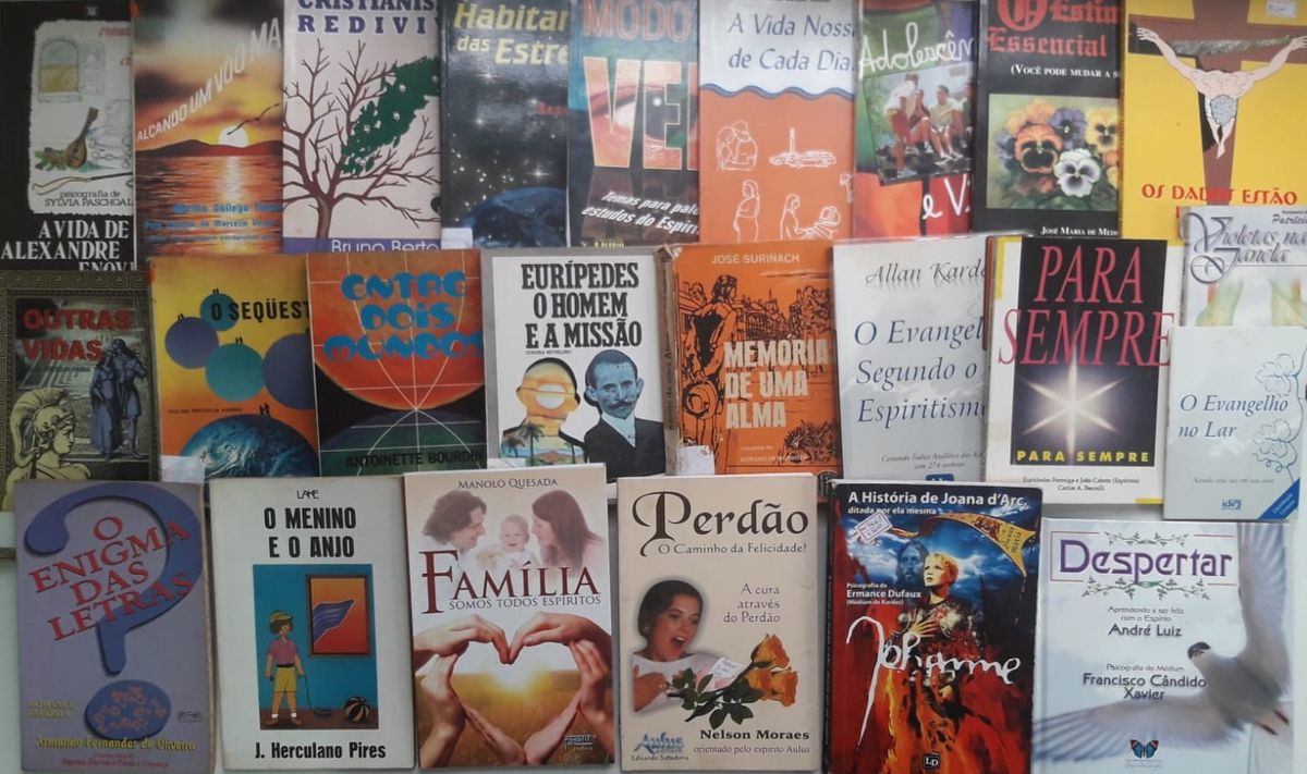 Kit Coleção 24 Romances Espíritas Diversos Livros Clássicos Livro