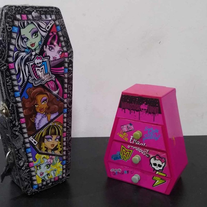 Brinquedos Monster High