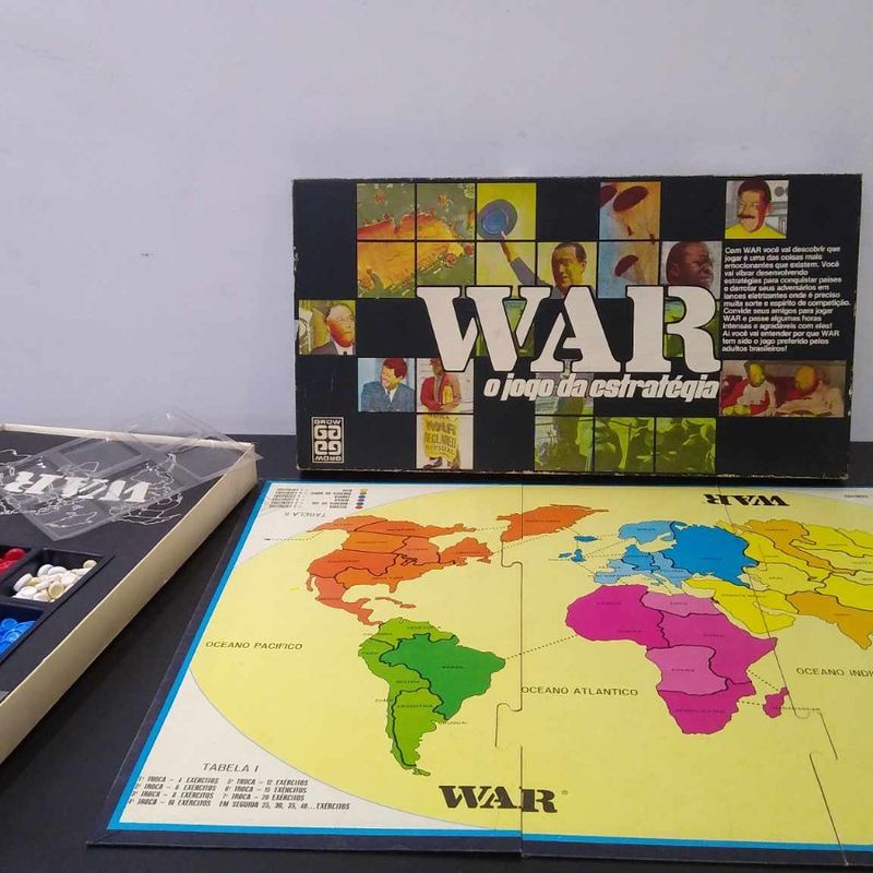 Kit War II + War Edição Especial incompletos Grow - Desapegos de Roupas  quase novas ou nunca usadas para bebês, crianças e mamães. 1157844