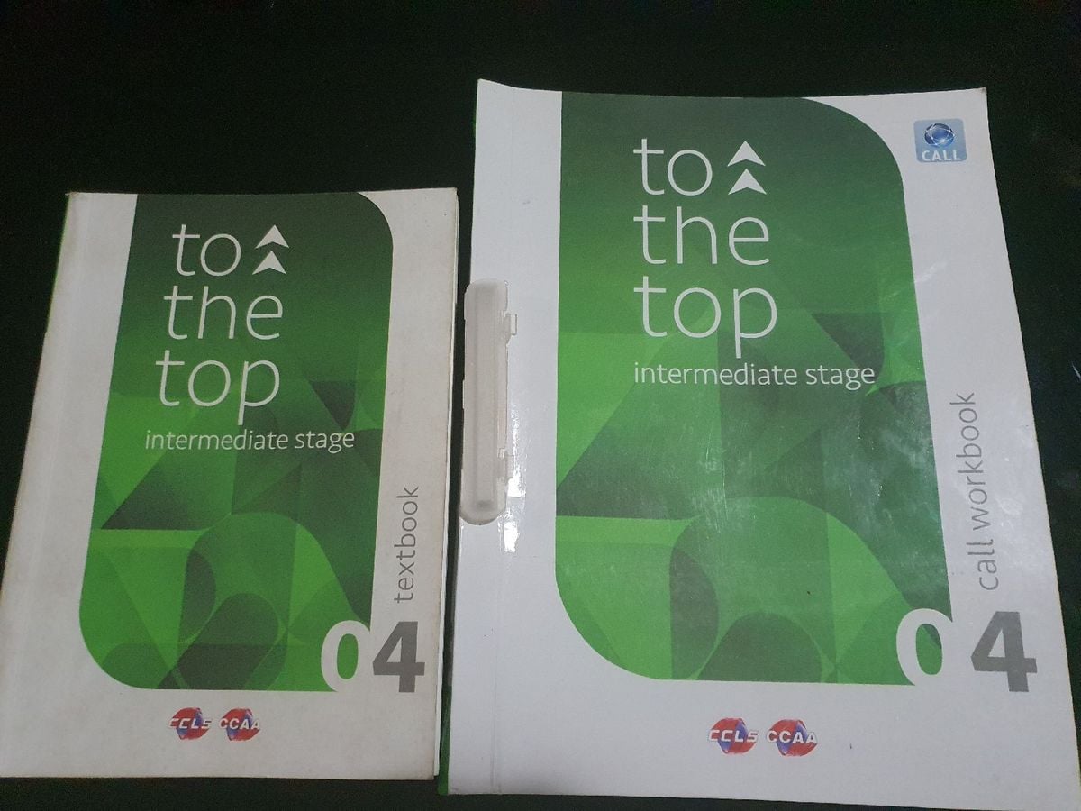Kit com 2 Livros Ccaa To The Top 04 | Livro Ccaa Usado 49086498 | enjoei