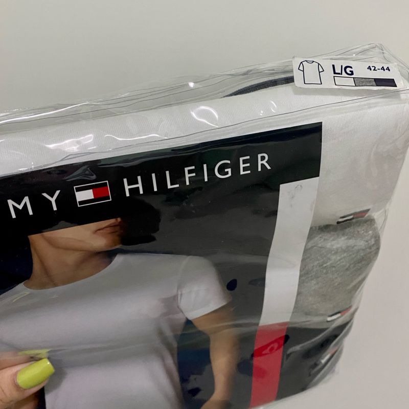 Kit 3 Camisetas Tommy Hilfiger Authentic Brancas - Compre Agora