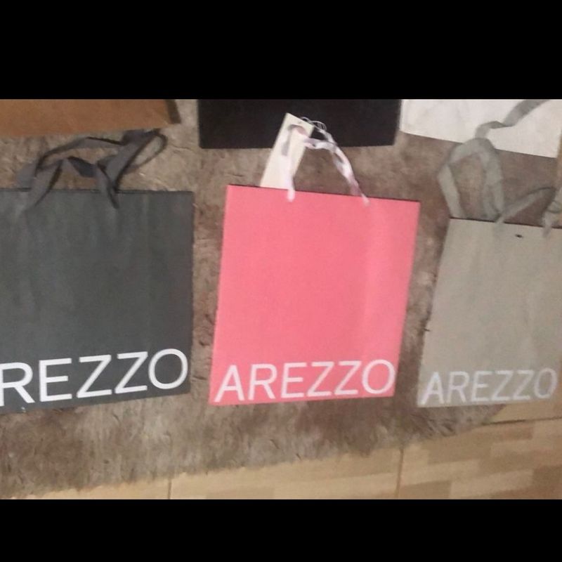 Kit com 3 Sacolas Arezzo Item de Papelaria Arezzo Usado 79384218 enjoei