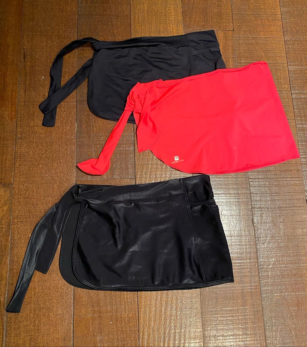 saia para usar em cima da legging