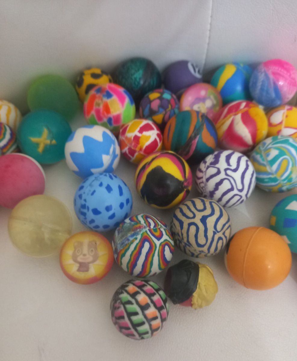 Kit com 45 Bolinhas de Borracha Coloridas | Brinquedo Importado Usado ...