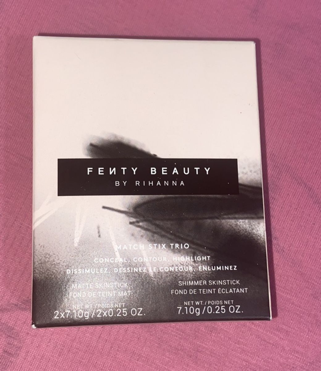 Fenty Beauty Kit de Iluminador e Contorno Fenty Match Stix Trio - Contorno  Maquiagem - Magazine Luiza