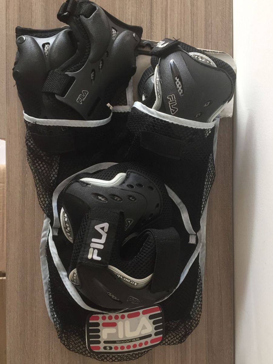 kit fila roupa