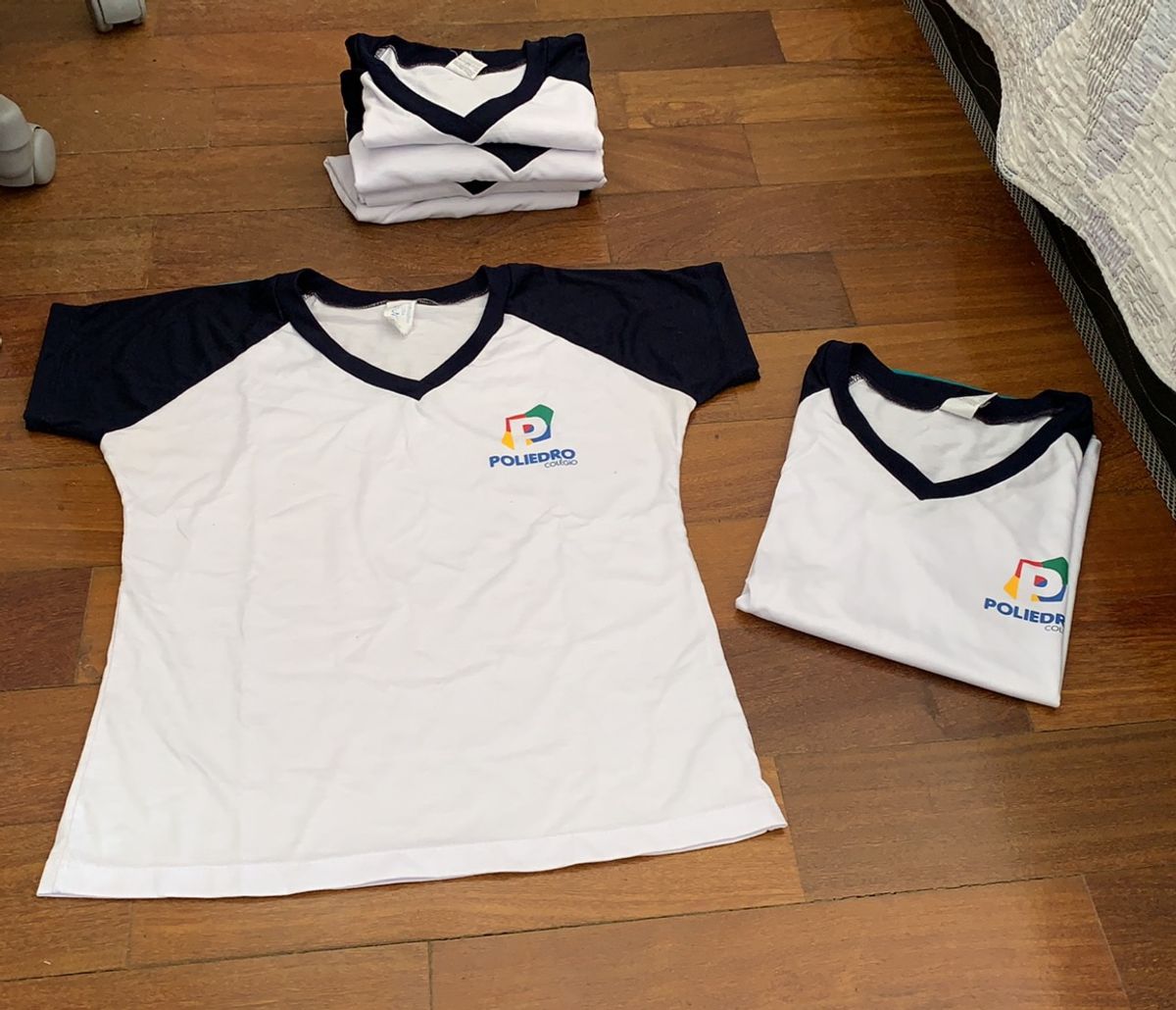 Kit de Uniformes Colégio Poliedro Blusa Feminina Usado 67416349