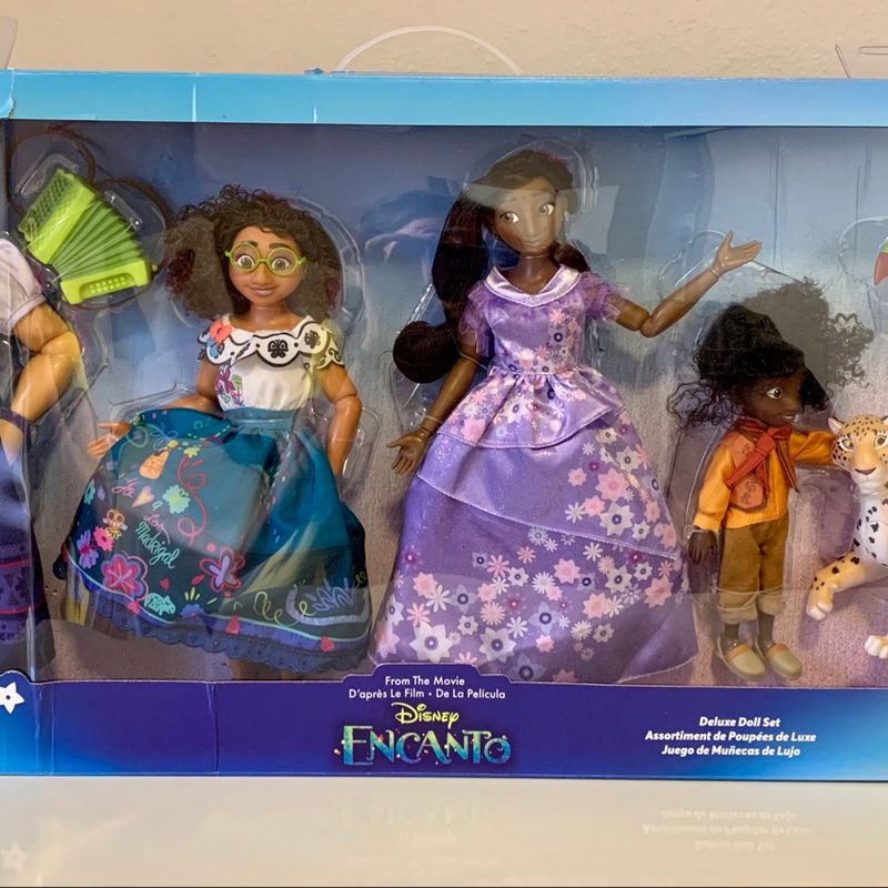 Encanto Deluxe Doll Set