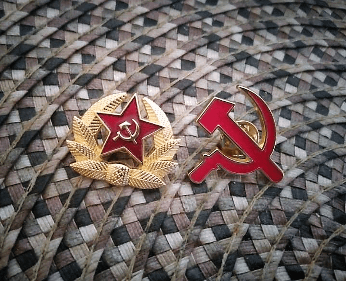 Kit Esquerdista Socialista Comunista Stalinista - 2 Broches Seminais ...
