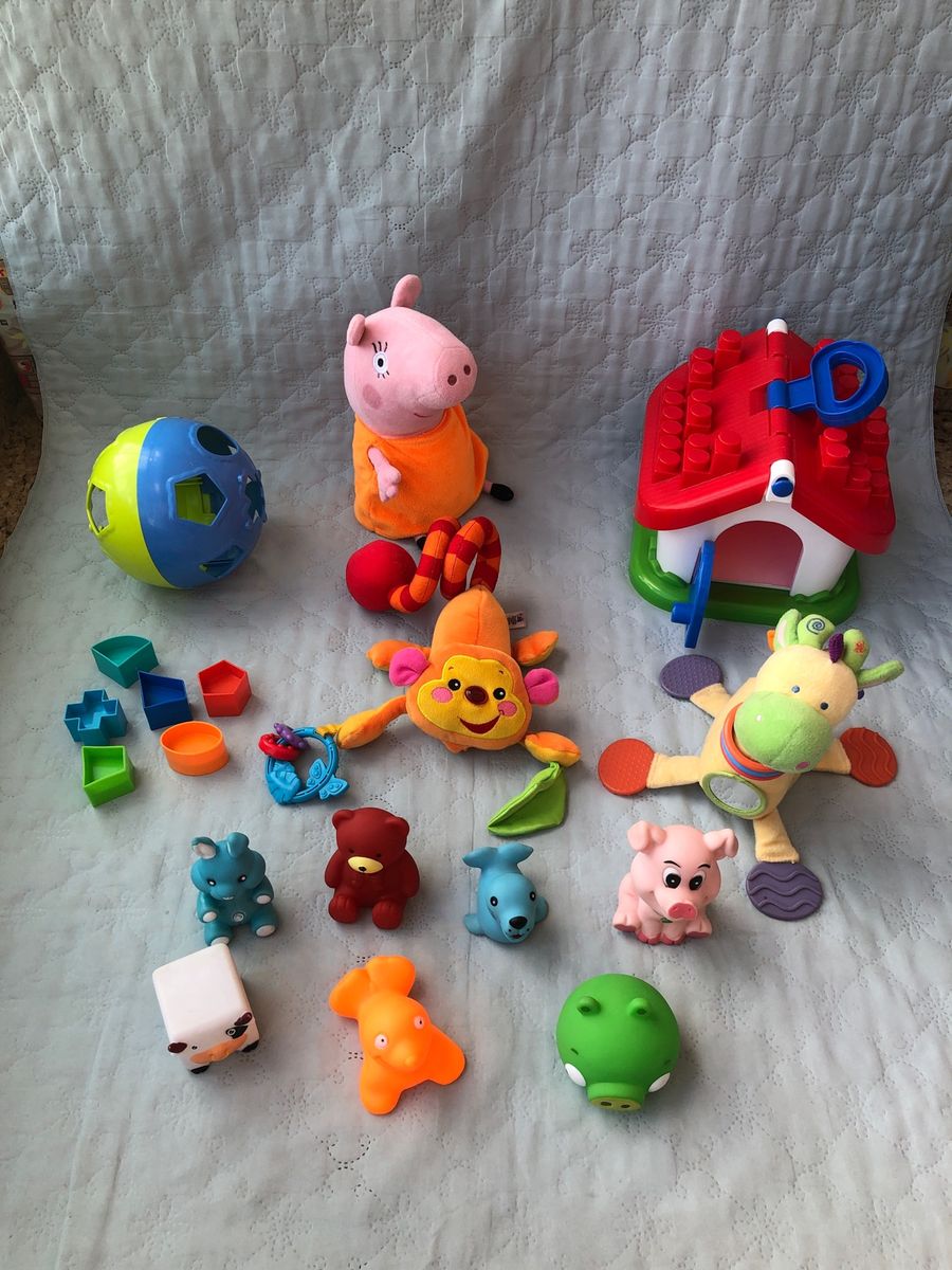 Kit Fisher Price com Som, Pelúcia Peppa, Bola Estrela Peças Geométricas ...