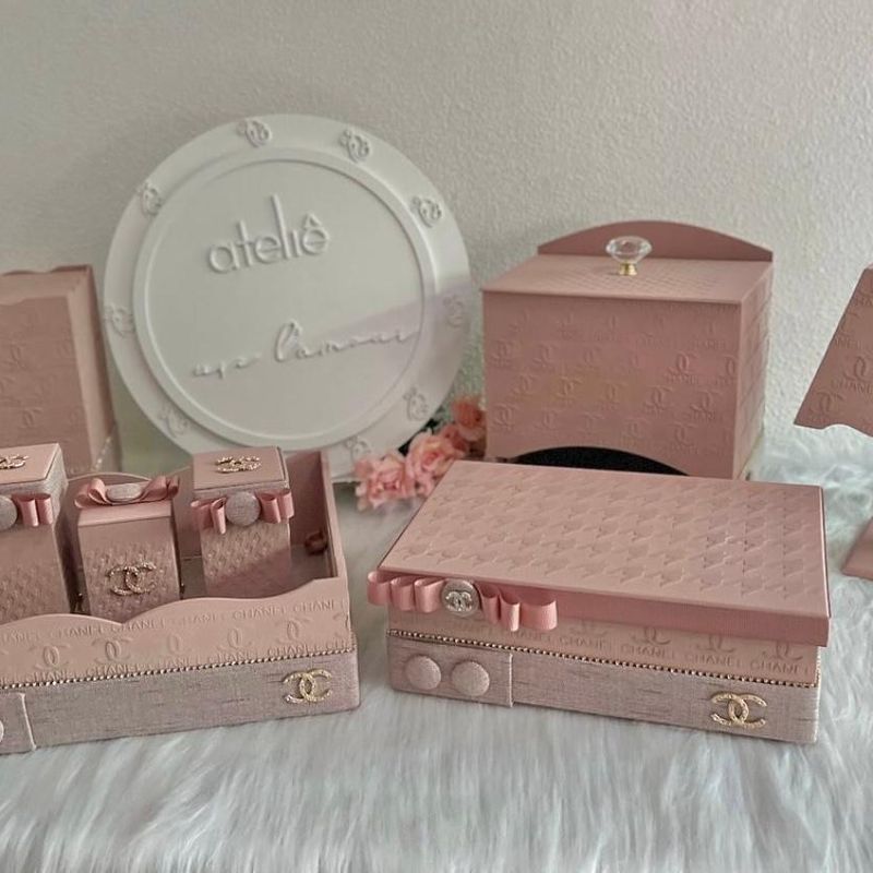 Kit Higiene em Mdf Personalizado/bebe/luxo/rose/inspiração/marcas  Famosas/alto Padrão Item Infantil Nunca Usado 104669972 enjoei