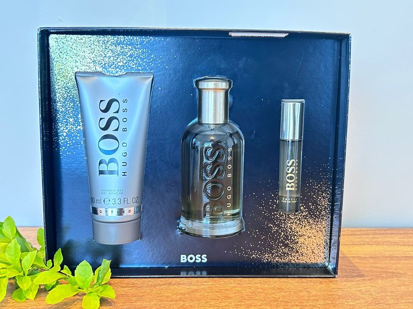 Kit Hugo Boss Bottled Eau de Parfum - 100ml Perfume Masculino +10ml ...
