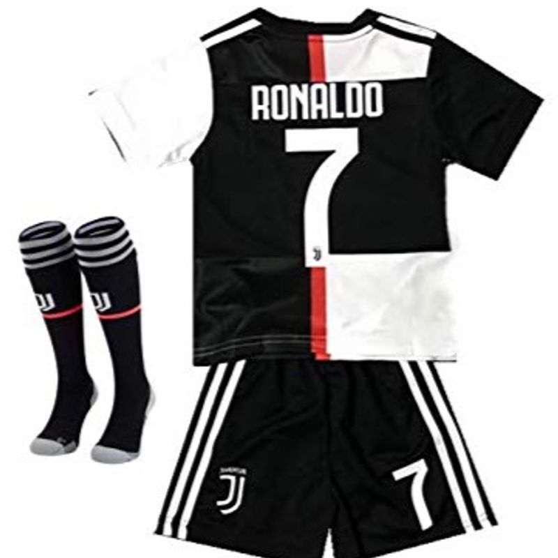 Kids juventus store ronaldo kit