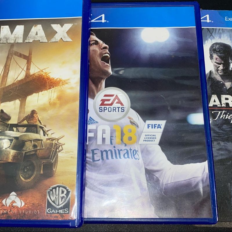 Kit com Jogos Fifa para Ps4  Jogo de Videogame Ps4 Usado 93990367