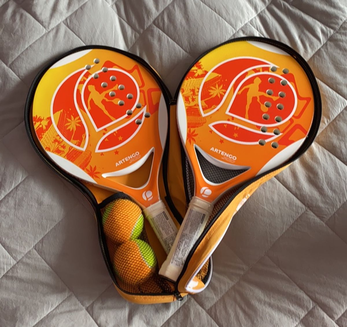 Kit Raquete e Bola Beach Tennis Item p/ Esporte e Outdoor Artengo