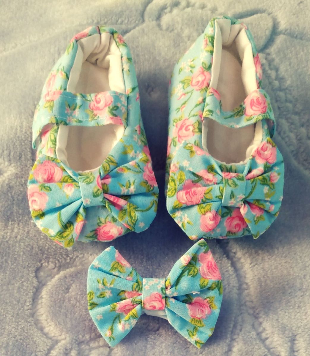 sapatinho de bebe 4 meses