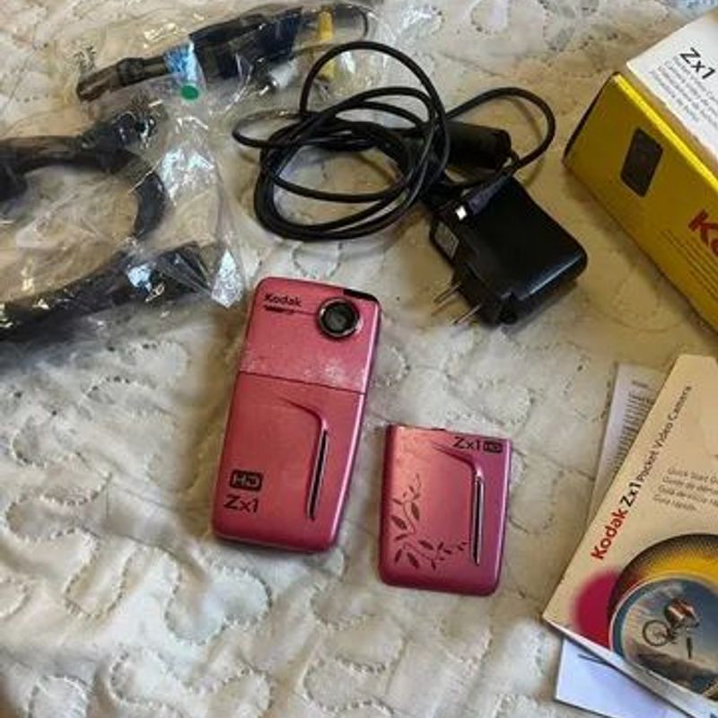Kodak Zx1 Dual Pocket Digital Camera &Amp; Video Camcorder - Water