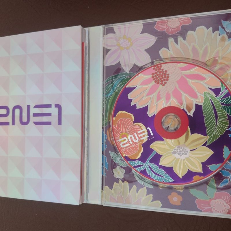 2NE1 THE FIRST ALBUM TO ANYONE 韓国盤CD 韓国盤CD THE TO 2NE1 ALBUM ANYONE FIRST